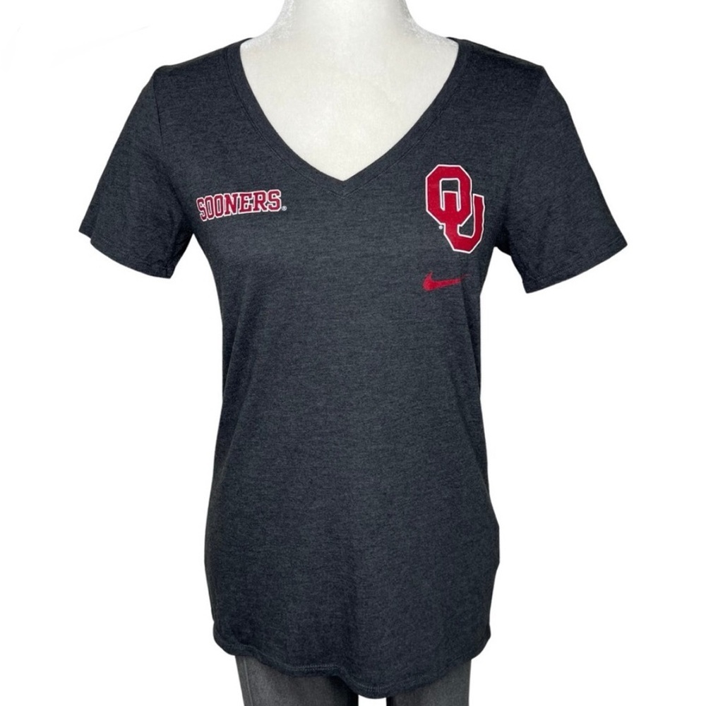 Nike OU Sooners Tee, Athletic Cut V-Neck, Gray Crimson, M Medium, 561451-00A